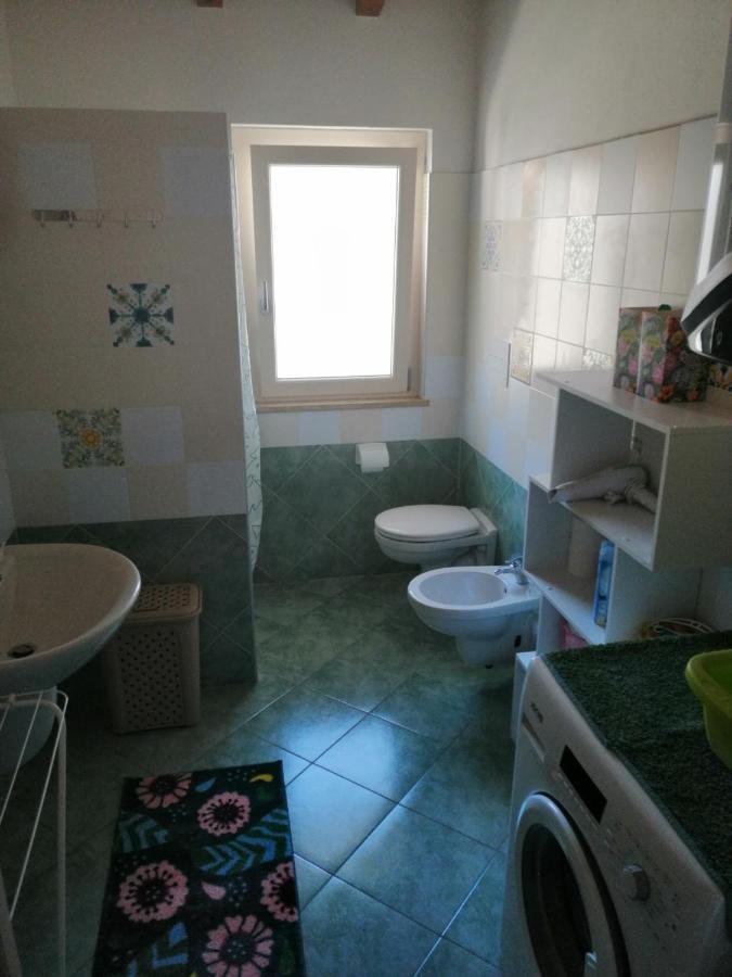 Cascina Legnago Trilocale A 6 Chilometri Da Salo' Apartman Villanuova sul clisi Kültér fotó