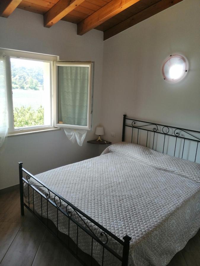 Cascina Legnago Trilocale A 6 Chilometri Da Salo' Apartman Villanuova sul clisi Kültér fotó