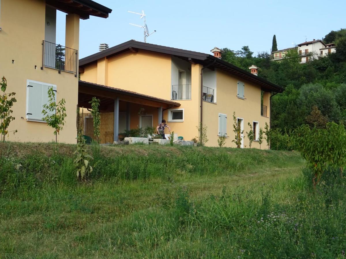 Cascina Legnago Trilocale A 6 Chilometri Da Salo' Apartman Villanuova sul clisi Kültér fotó