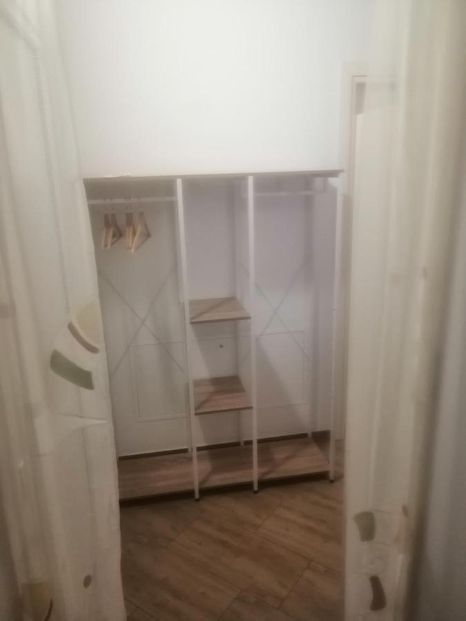 Cascina Legnago Trilocale A 6 Chilometri Da Salo' Apartman Villanuova sul clisi Kültér fotó