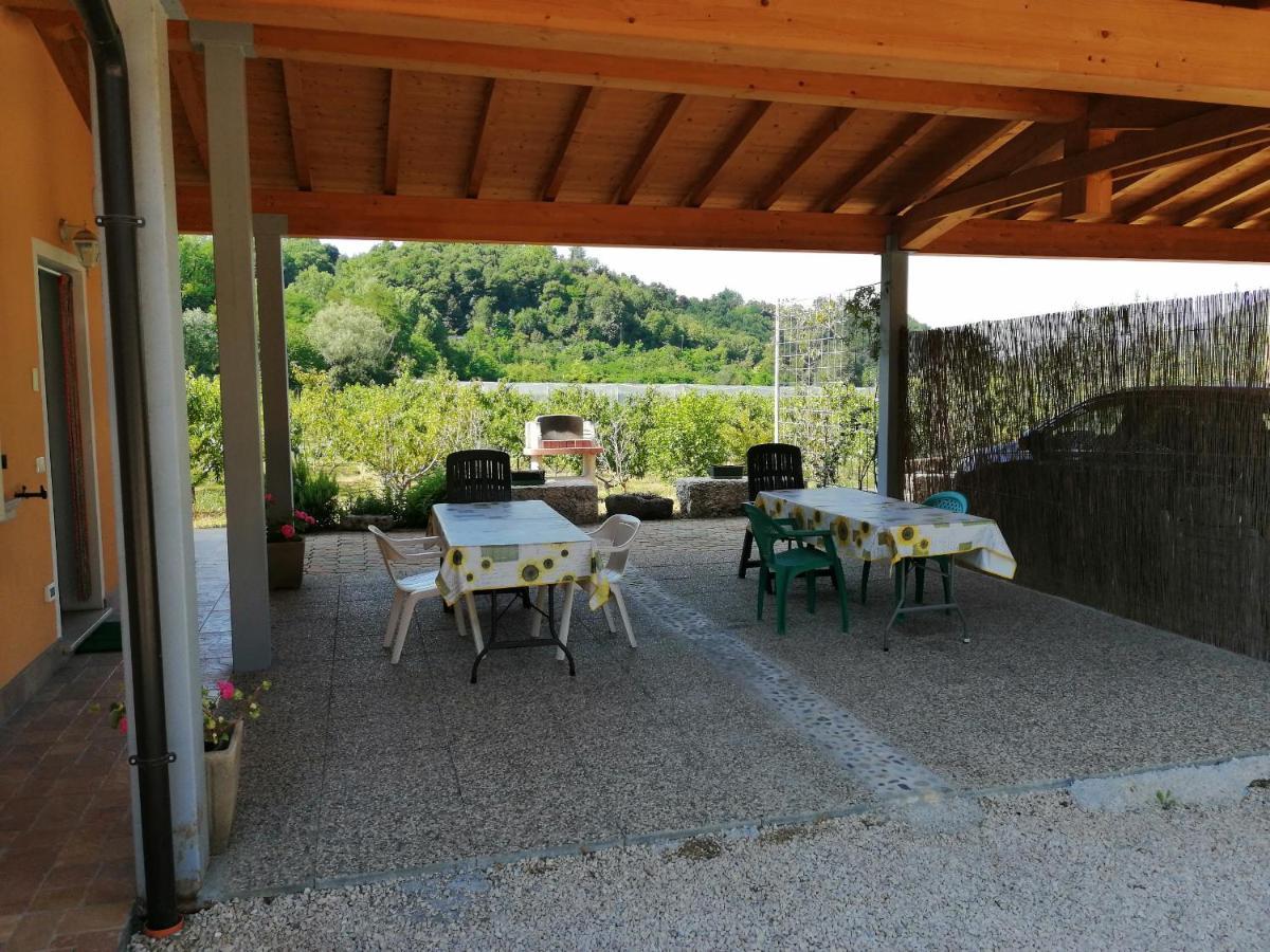 Cascina Legnago Trilocale A 6 Chilometri Da Salo' Apartman Villanuova sul clisi Kültér fotó