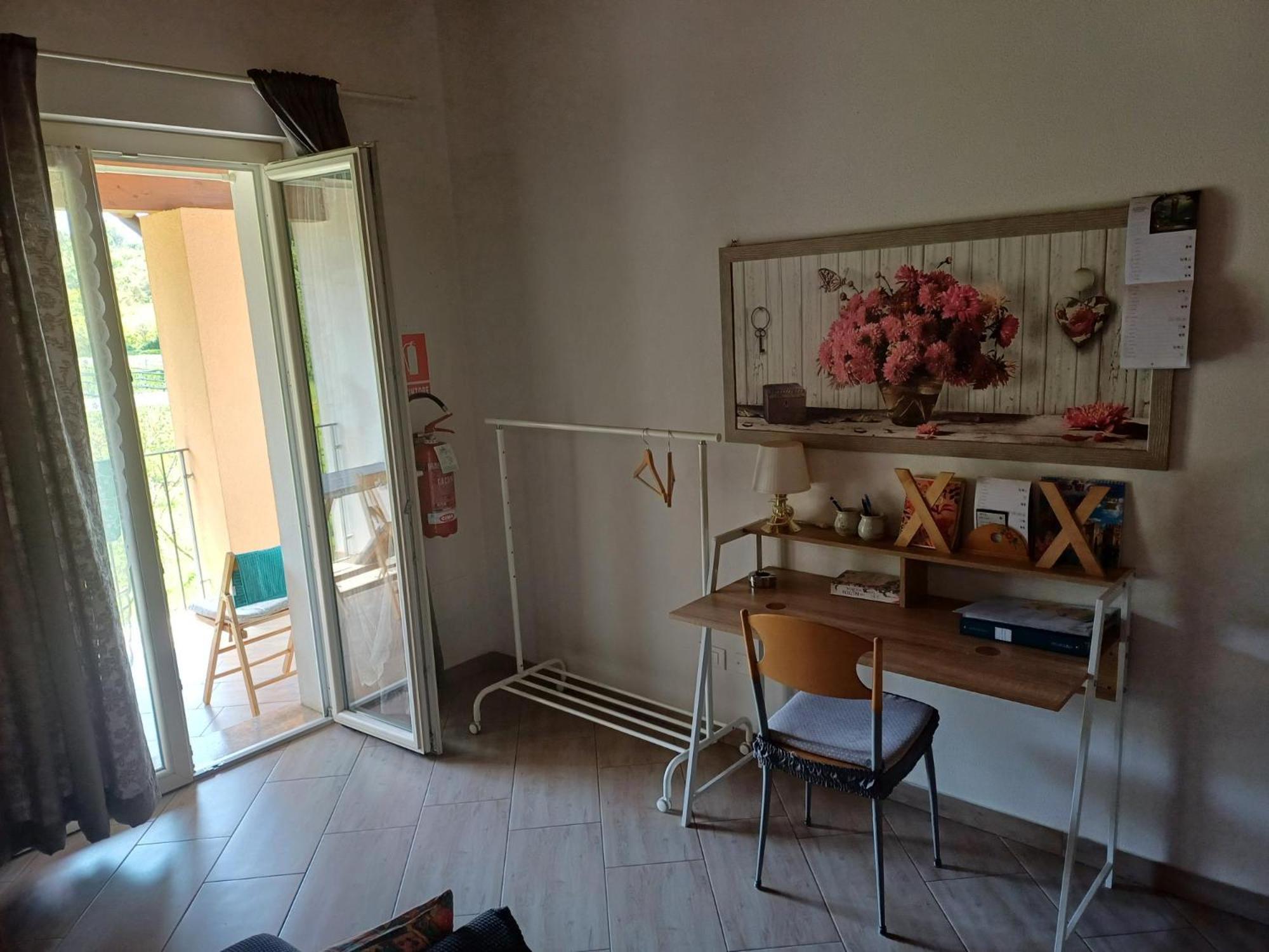 Cascina Legnago Trilocale A 6 Chilometri Da Salo' Apartman Villanuova sul clisi Kültér fotó